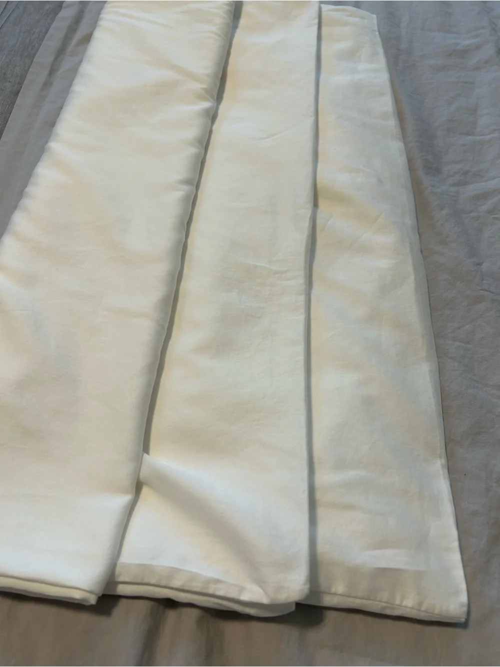 Crisp White 100% Cotton Pillowcases - Set of 2
